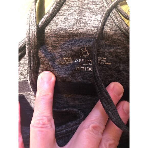 Offline by Aerie NWT The Hugger Recharge Sports Bra Built In Shelf Gray Size XS - Picture 3 of 4